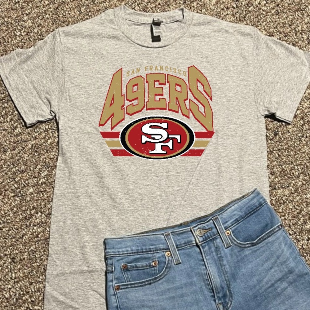 San Francisco 49ers t-shirt